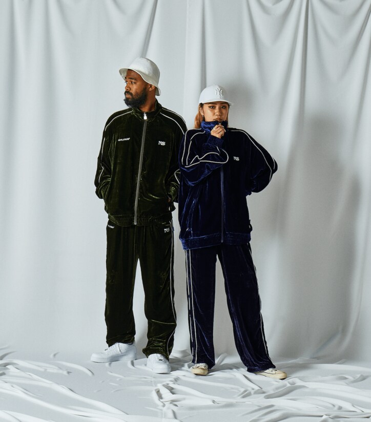 APPLEBUM と NAS によるコラボカプセルコレクションが発売