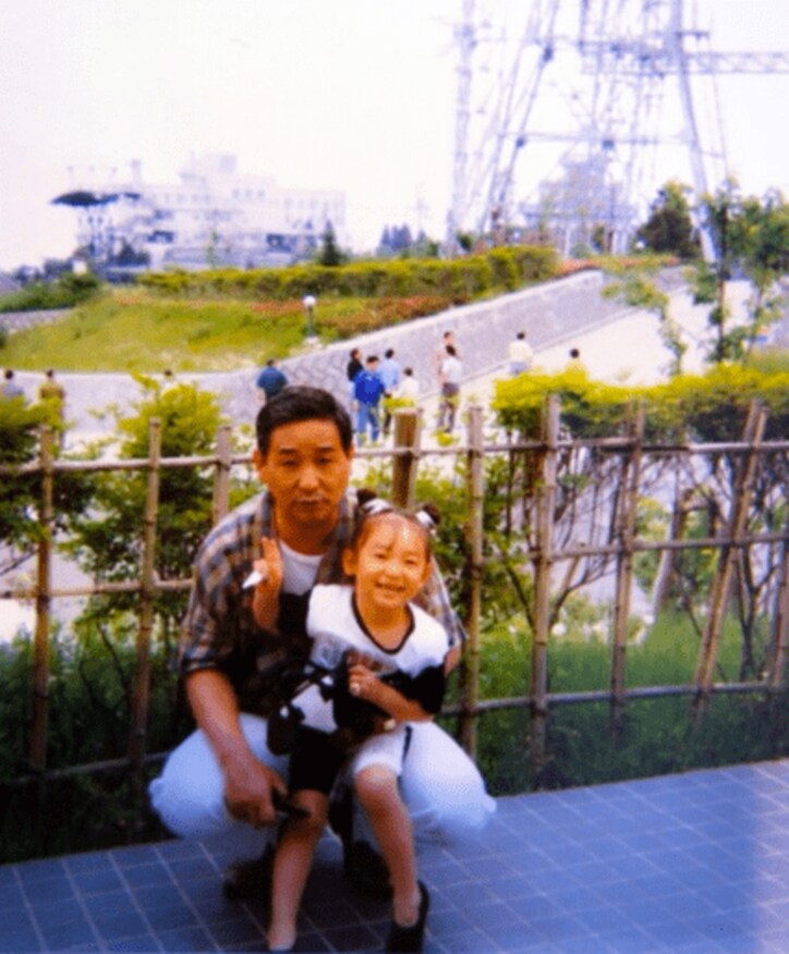 加護亜依、5歳の頃の写真公開「変わらずそのまま」「めちゃくちゃ可愛い」