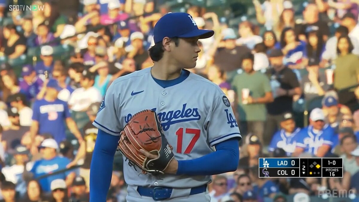 視線を合わせて“コクッ”…大谷翔平VS元同僚、待望の対戦で見せた