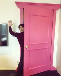 「なんでこんなかわいいの？」瀬戸利樹、どこでもドアからひょっこり チャーミングな姿にファン悶絶