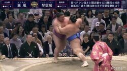 両者合計で72歳　角界のアラフォー対決は琴奨菊に軍配　大関陥落後、自己最多11勝目