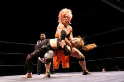 “占い師レスラー”チェリーが15周年興行を開催　記念試合の相手が負傷で前日にメイン変更の英断も