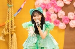 「これは泣く」FRUITS ZIPPERが卒業生にサプライズライブを敢行→会場で見守っていた“超古参ファン”も思わず涙