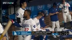 どういう感情！？ 大谷翔平が味方ホームラン後にみせた“謎リアクション”が話題に「集中してる」「そっけなくて笑った」