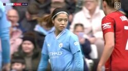 「華麗すぎる」「めっちゃ上手い」長谷川唯が体をすべり込ませて回転→ボール奪取する瞬間　日本の司令塔が体格が劣る相手に完璧すぎるタックル