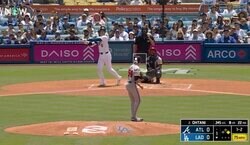 息できてるか…？ 大谷翔平、特大アーチを打った瞬間に“異変”が起きた…！？ 相手投手の“動き”がヤバすぎると話題に「秒で確信」「この打球ならしょうがない」