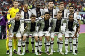 なぜドイツ代表はパニックに陥ったのか？　現地指導者も驚いたW杯日本戦のミス「あり得ない」　再出発へ抱える「大きな問題」