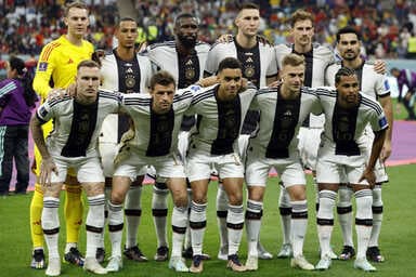 なぜドイツ代表はパニックに陥ったのか？　現地指導者も驚いたW杯日本戦のミス「あり得ない」　再出発へ抱える「大きな問題」