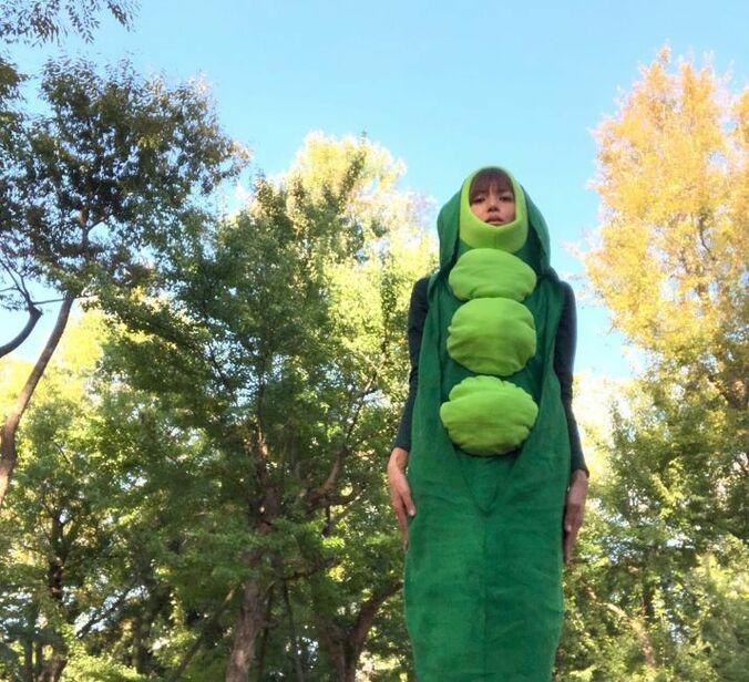 hitomi、今年選んだ仮装を公開「なかなか子どもたちに好評でした」 1枚目