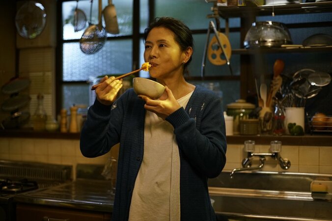 小泉今日子の家に沢尻エリカ、前田敦子らが集まる　映画『食べる女』より場面写真解禁 9枚目