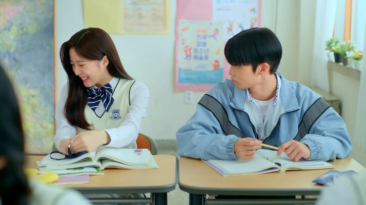 元Wanna OneのCIXメンバー ペ・ジニョン、ヒロインへの思いを優しく表現し視聴者絶賛「可愛すぎるって！」『@アカウントを削除しました』第13＆14話