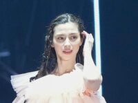 【映像】奇跡の9頭身！中条あやみのスゴすぎるスタイル