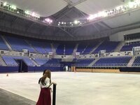 ざわちん『江稜アイスアリーナでエアフィギュアスケート?!』