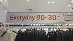 最大9割引き　アウトレットとは違うオフプライスストア　安くできる秘密は？