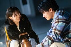 綱啓永&井上想良「恨みっこなしで」親友コンビが川⼝葵をめぐり⽕花を散らす…『恋オオカミ』第2話