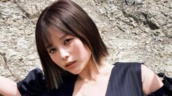 “カリスマサロモ”緑川春菜、水着ではできない表現で追求する“おしゃれ×セクシー” 『ヤンジャン』で雑誌初表紙飾る