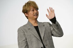 香取慎吾、白石和彌監督との再タッグ熱望で過激な役柄にも意欲「真珠も入れますよ！」