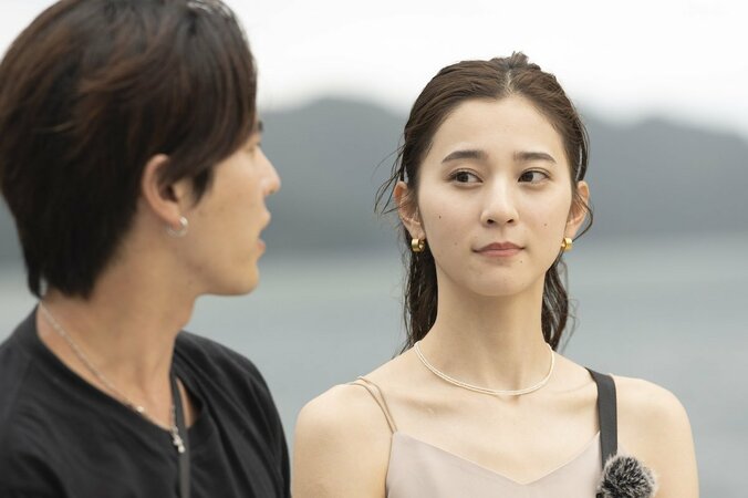 ペアルックの約束を破った理由は本命ができたから？モテモテの美人女子大生が本音を告白『シャッフルアイランド Season3』#7 1枚目