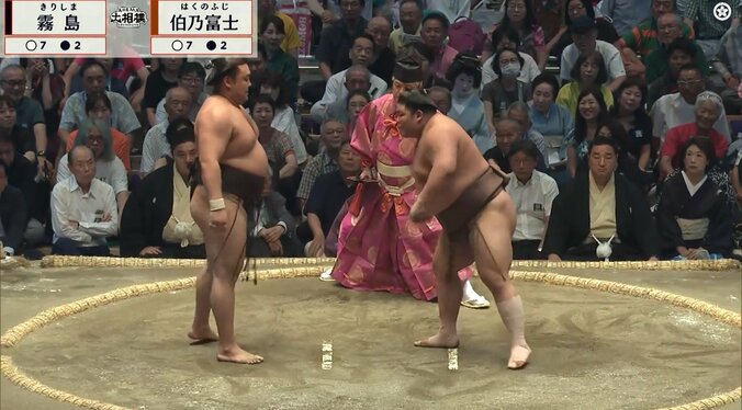 「ああいうのがあると、ちょっとペースが崩れる」伯乃富士、緊迫の立ち合いで珍しい行動 剣翔の指摘に「この駆け引き図太い」ファン驚き 5枚目