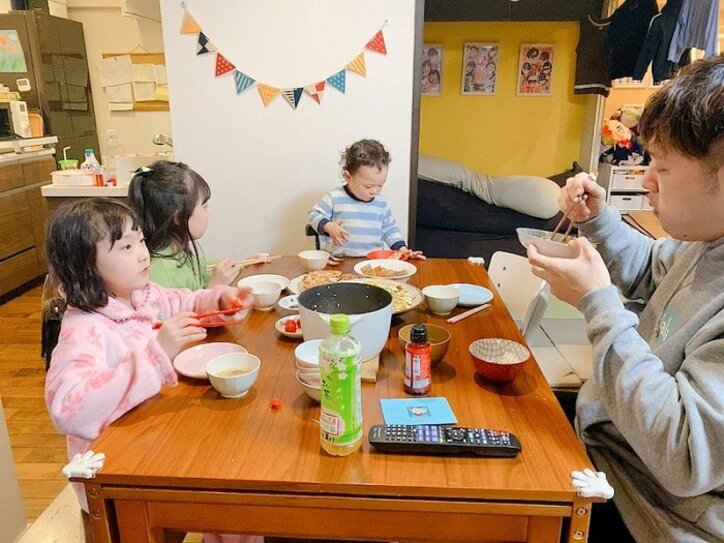 エハラマサヒロの妻、業務スーパーの商品で作った夕食「凄い」「美味しそう」の声