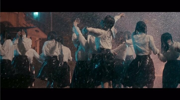 欅坂46、ドラマ主題歌「エキセントリック」MV公開！