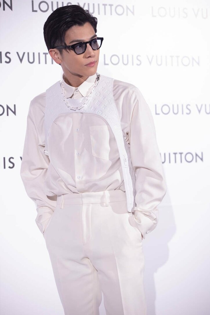 岩田剛典、寒さで凍える記者に「皆さん風邪ひかないで」と優しい気遣い