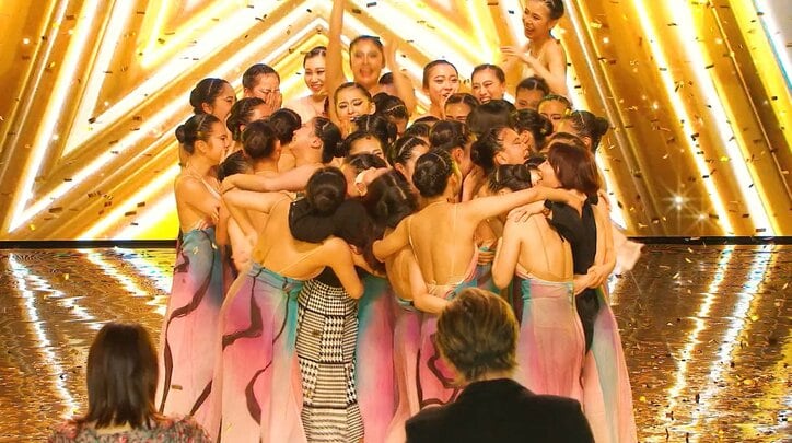 GACKT感涙「なぜか分からないけど涙が溢れてきて」帝塚山学院ダンス部、戦争をテーマにしたパフォーマンスで『Japan’s Got Talent』初のゴールデンブザー獲得
