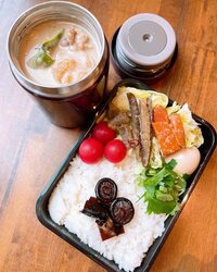 みきママ『グリーンカレー弁当です!!』