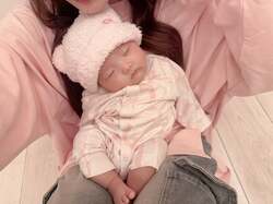 辻希美、“姉妹ショット”を公開「赤ちゃんの頃の希空にそっくり。デジャブ並み!!」