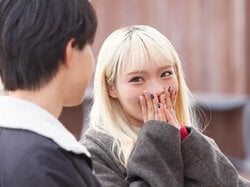 「こんなイケメンが私のことを…」金髪にイメチェンした高2女子、初対面からモテ展開に！喜び爆発『今日好き』テグ編第1話