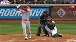 好調・大谷翔平、シフト“完全無視”のマルチ安打 一、二塁間に“3.7人”も2安打目は三遊間へ一直線