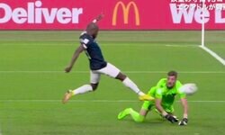 三笘薫の同僚・エストゥピニャンの神アシストで好調バレンシア、2試合で3得点！エクアドル同点に追いつく