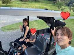  杉浦太陽、夏休みの最後に家族でグランピングを満喫「薪をくべるサウナとプール」 