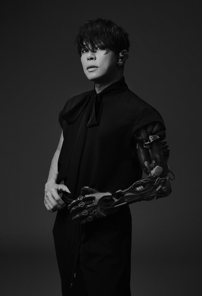 西川貴教 アーティスト写真