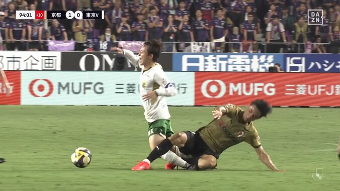 【映像】背後からの危険な蟹ばさみタックル