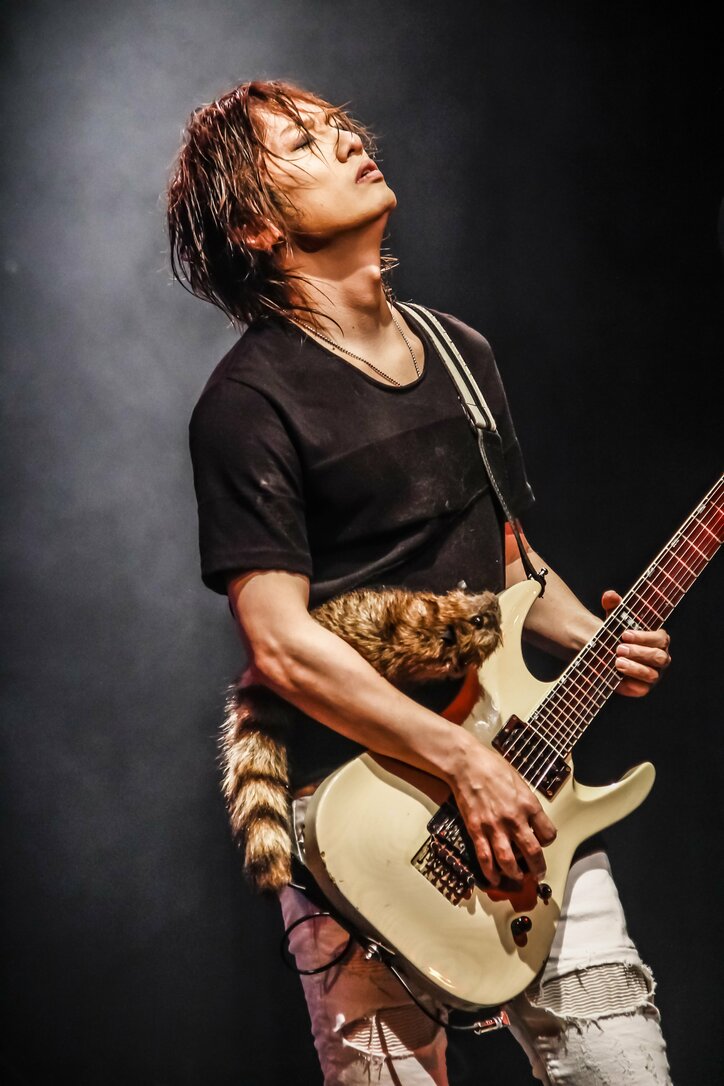 「画面の向こうに届け」オンラインでも"一体感"感じたゴールデンボンバー3daysライブ メンバーの想いとこだわりとは