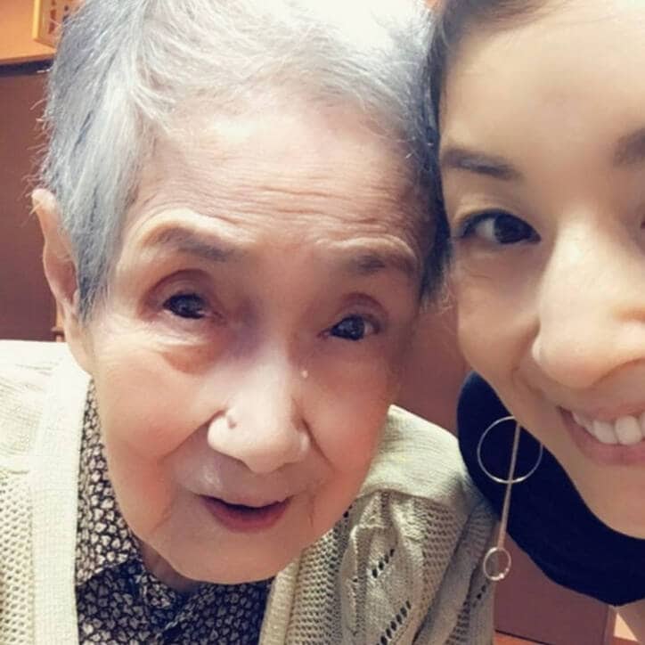 高岡早紀、101歳で旅立った祖母に感謝「長い人生、本当にお疲れさまでした」
