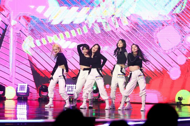 BTS「DNA」、KARA「ミスター」などのヒット曲を披露!3位のチームは全員脱落する残酷な本選2ラウンド「3派別ベストチーム戦」が開幕『青春スター』