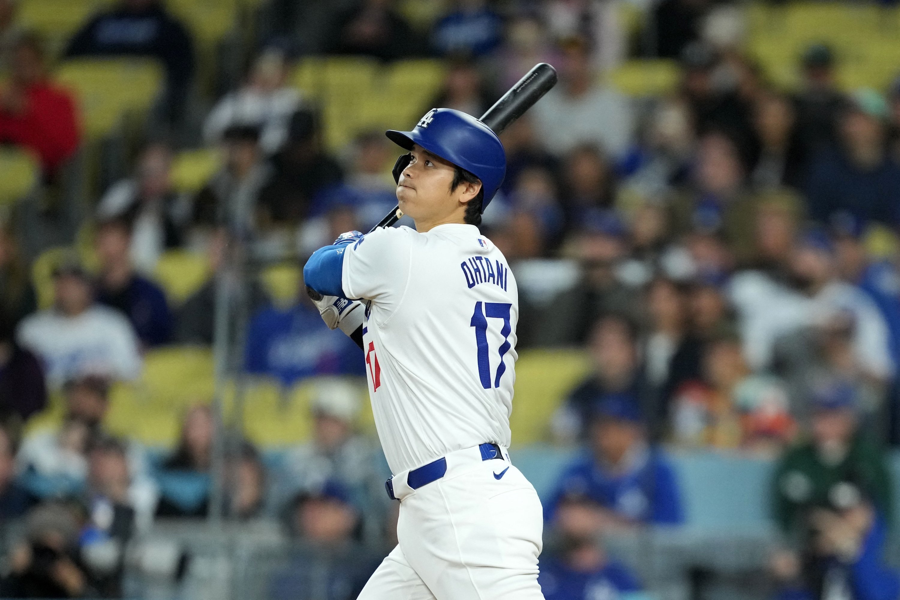 大谷翔平 5試合ぶり16号2ラン 飛距離131.9メートル特大弾、復調の一発に本拠地熱狂 | MLB | ABEMA TIMES | アベマタイムズ