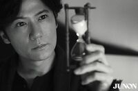 稲垣吾郎のモノクロ写真にファン絶賛「美しい吾郎ちゃん」「男性としての色気を感じる」