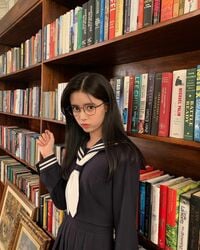 NiziU・リマの制服ショットに「可愛いにも程がある」「流石に制服似合いすぎ」と歓喜の声