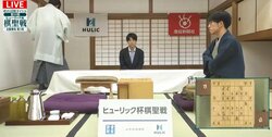 「はさまっちゃったw」藤井聡太棋聖、超集中モード？着慣れた和服の袖が障子に挟まりグイ！「いちいちかわええのぅ」「ふふふ」