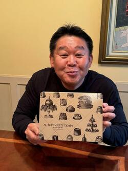  花田虎上、美味しかったクッキー缶の中身を公開「食べたい」「高級そう」の声 