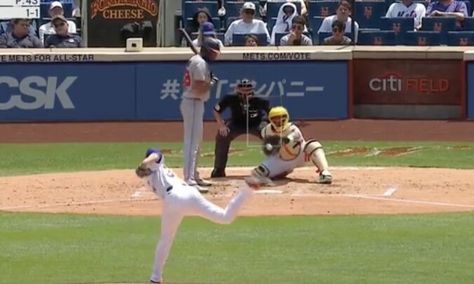 【写真・画像】ウソでしょ…？ 投手・大谷翔平のボールに“ドン引き”「エグすぎ」 抑えめに投げて三振を奪いまくる… ファン騒然「ここまで仕上げてくるとは」　1枚目