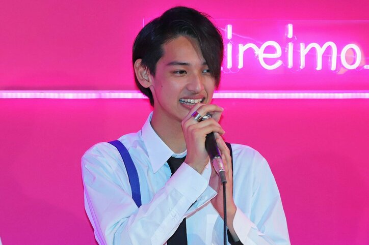 恋ステバンド・Lilac、渋谷109でミニライブ開催！あつし&れなのバレンタイン秘話も