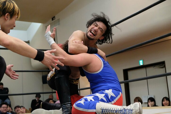 元修斗王者・勝村、前日夜に思いついた“完全サプライズ”で「ガンバレ☆プロレス」入団表明