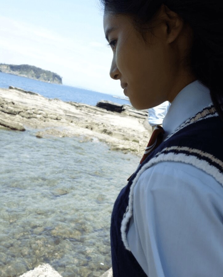 土屋太鳳、キュートな制服姿に「可愛すぎて困ってます」の声