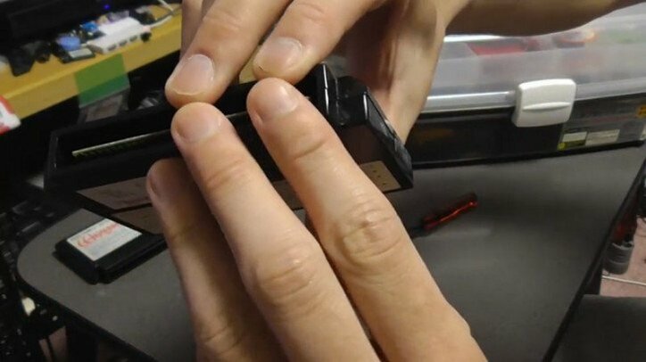 お宝を復活させよう!セーブできなくなったファミコンカセットの電池交換方法解説動画