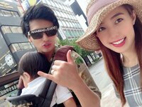 アレクサンダー『DOLCE&GABBANAのサングラス』