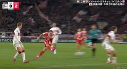 「理不尽すぎる」いきなり右足一閃→爆速“弾丸ミドル”が突き刺さる「速すぎだろ…」途中出場のバイエルンFWケイン、強烈シュートにファン衝撃